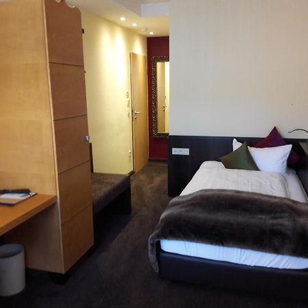 Hotel Post Бургхаузен Экстерьер фото