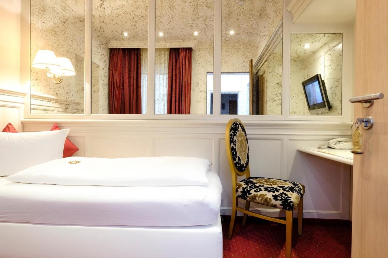 Hotel Post Бургхаузен Экстерьер фото